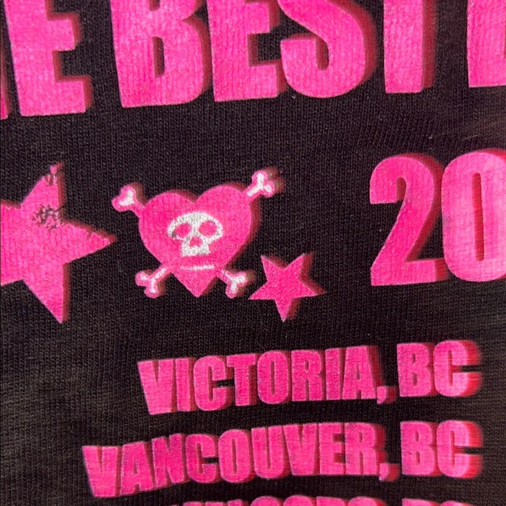 Avril Lavigne Black and Pink Kids Graphic Tee size 14-16 - Picture 9 of 9